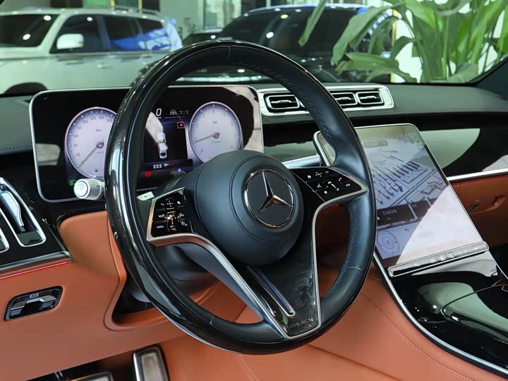 Фото 7 - Mercedes-Benz Maybach S-Class