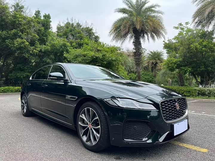 Фото 3 - Jaguar XF L