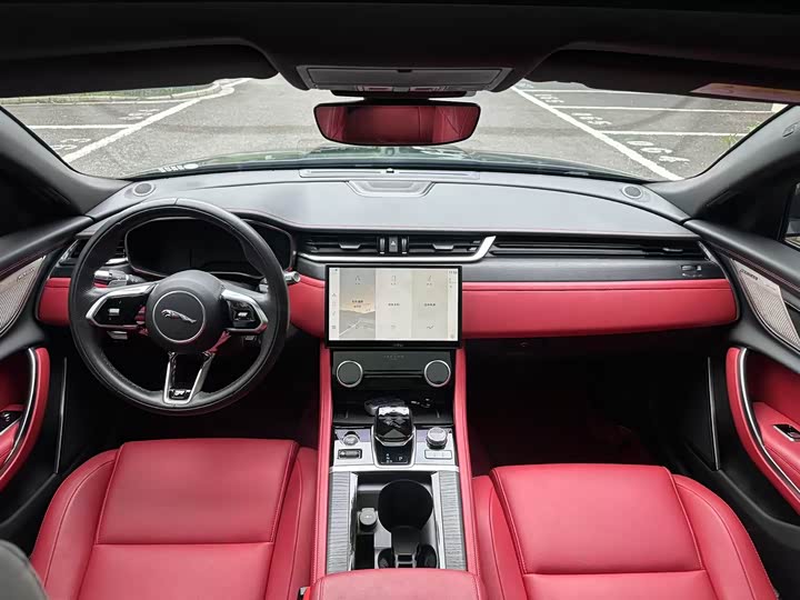 Фото 9 - Jaguar XF L