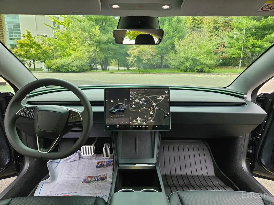 Фото 10 - Tesla Model 3