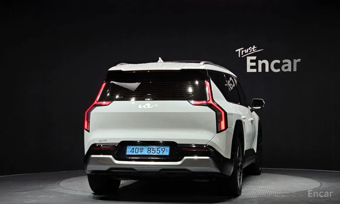 Фото 4 - Kia EV9