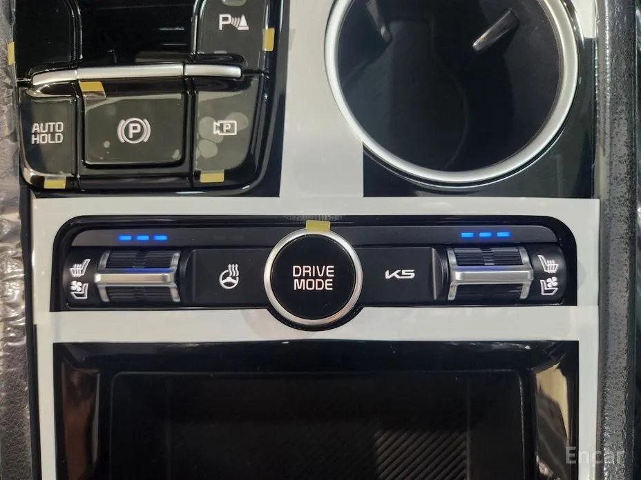 Photo 12 - Kia K5
