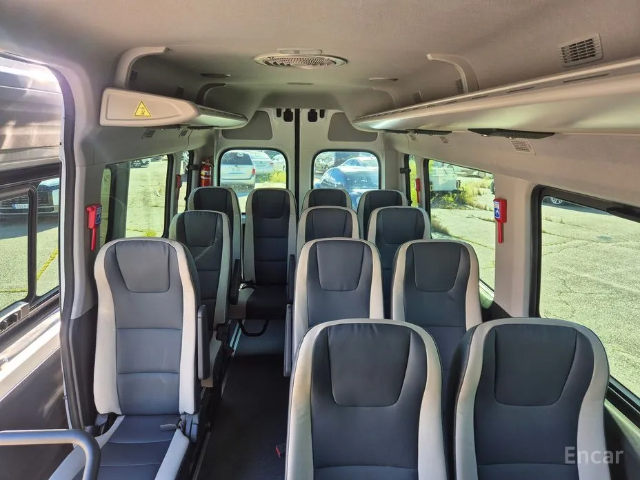 Фото 16 - Hyundai Solati