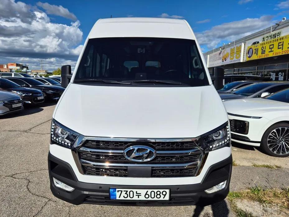 Фото 2 - Hyundai Solati