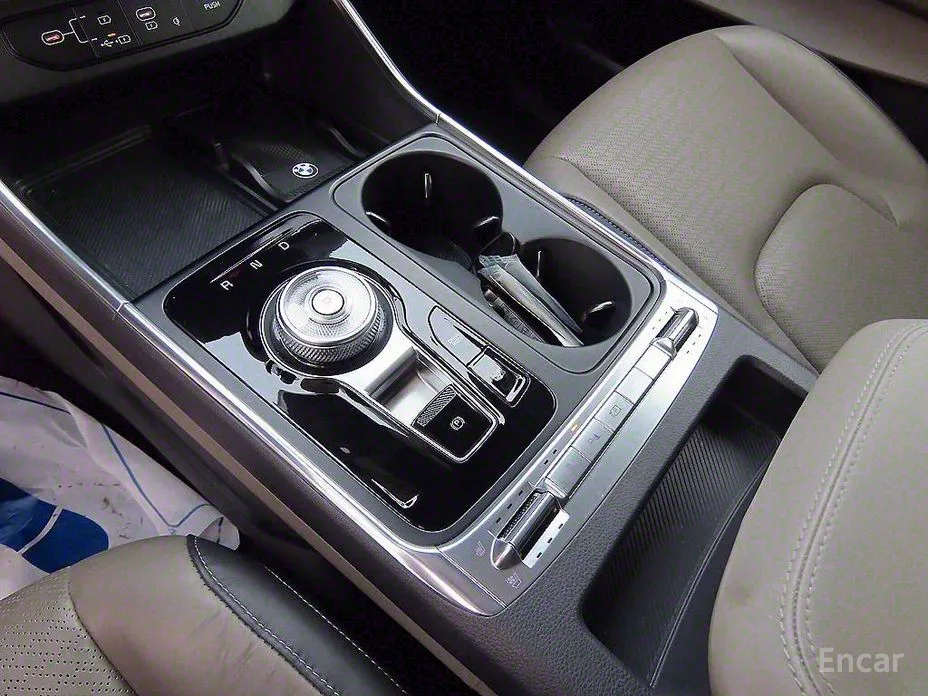 Фото 10 - Kia Carnival