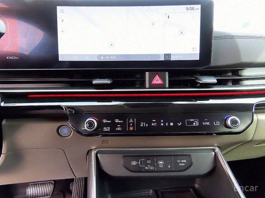 Фото 13 - Kia Carnival