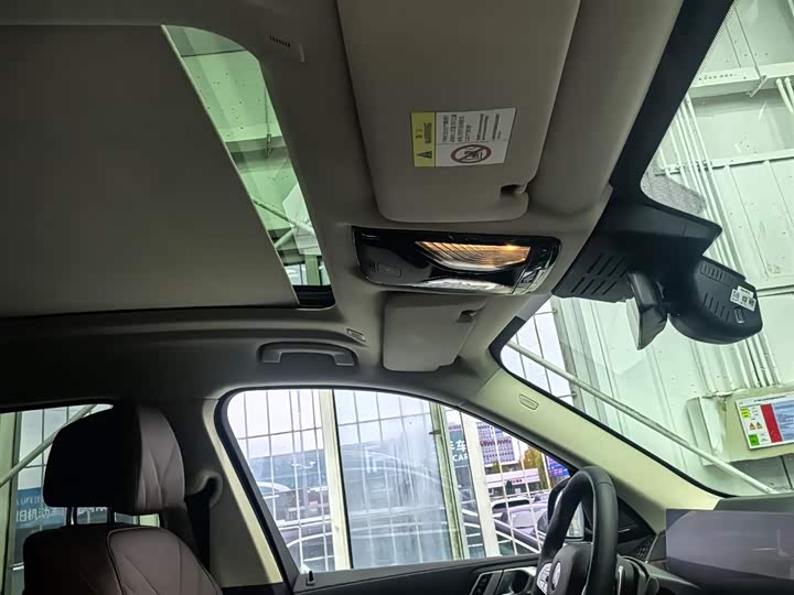 Фото 15 - BMW X7