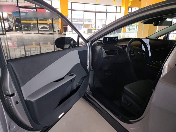 Фото 16 - Toyota bZ3