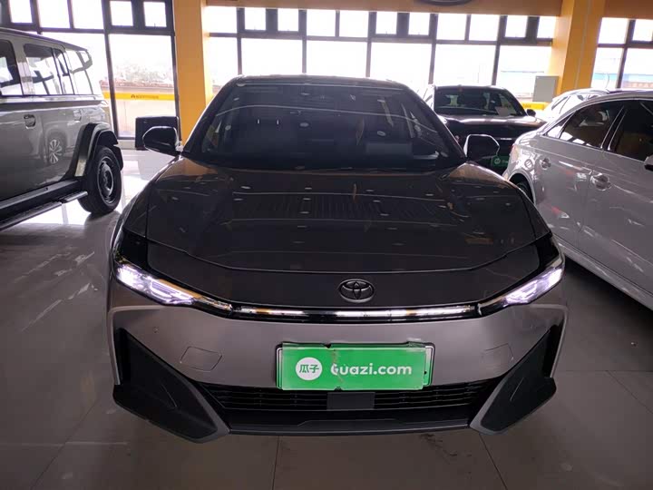 Фото 3 - Toyota bZ3