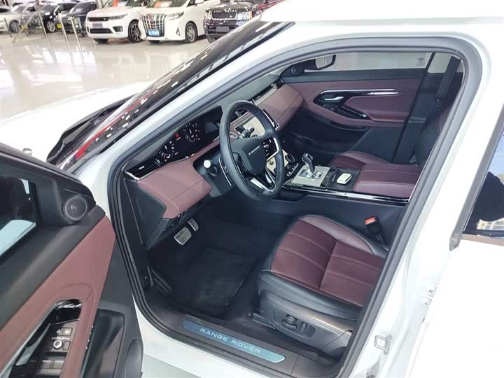 Фото 15 - Land Rover Range Rover Evoque L