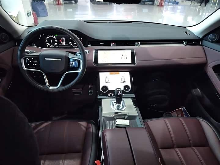 Фото 9 - Land Rover Range Rover Evoque L