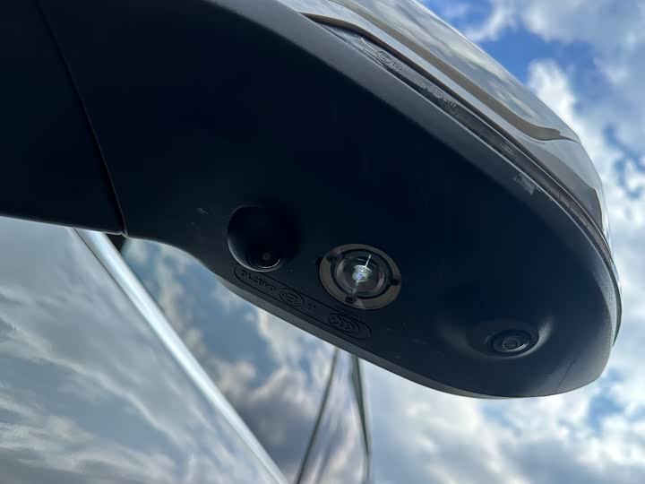 Фото 41 - Maxus D90 Pro