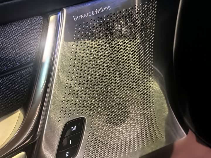 Фото 5 - Volvo S90