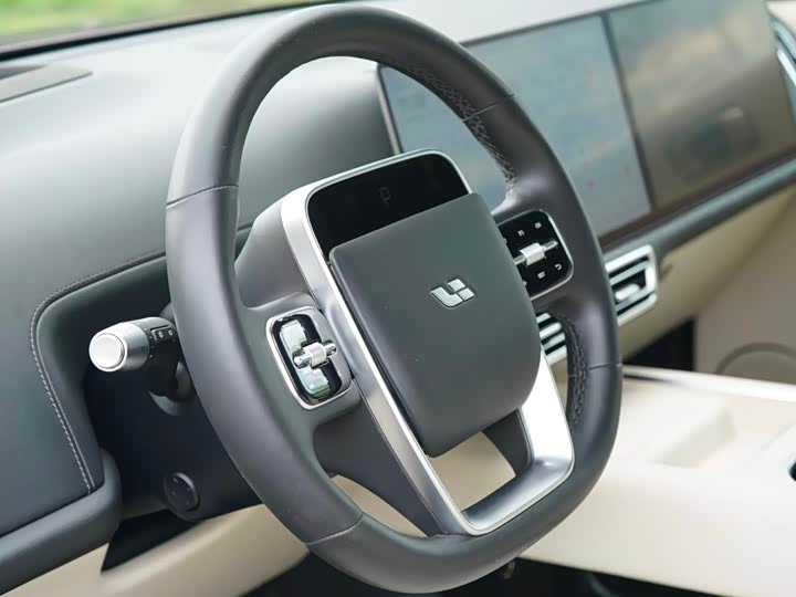 Фото 7 - LiXiang L9