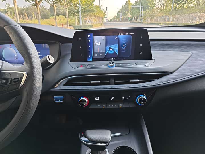 Фото 16 - Buick Velite 6