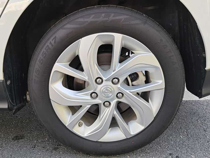 Фото 23 - Buick Velite 6