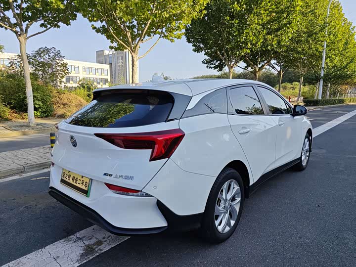 Фото 6 - Buick Velite 6