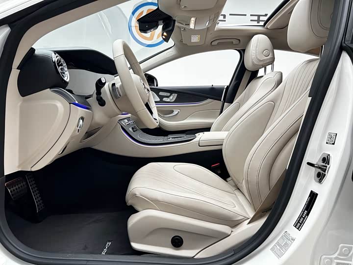 Фото 10 - Mercedes-Benz CLS-Class