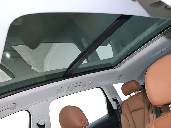 Фото 14 - Audi Q7