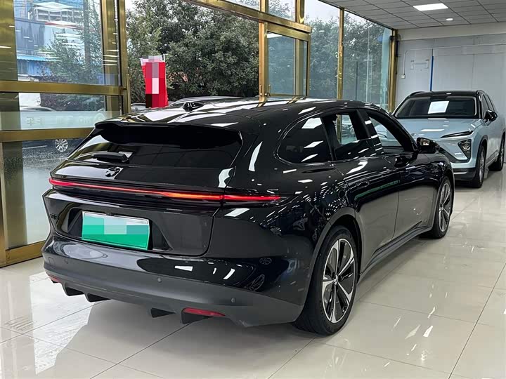 Фото 6 - Nio ET5T