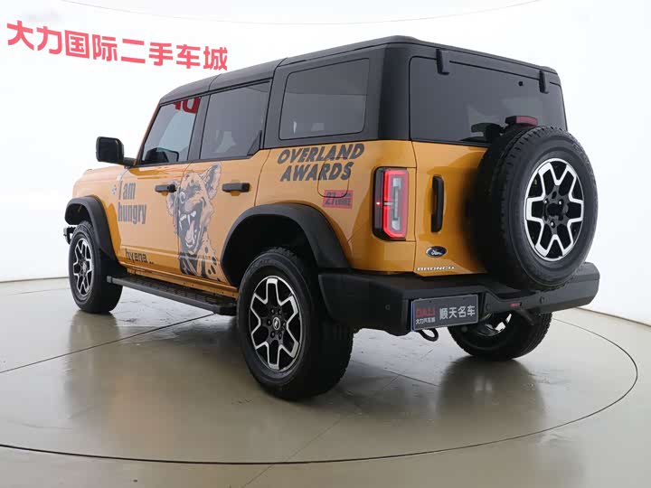 Фото 14 - Ford Bronco