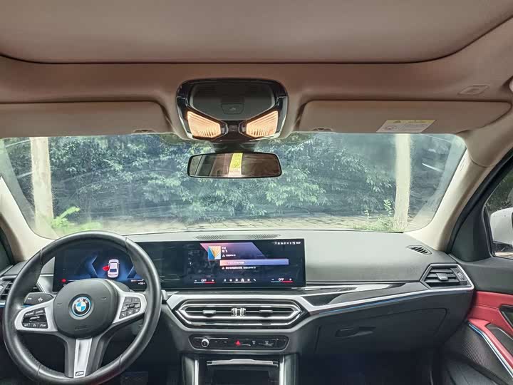 Фото 4 - BMW i3