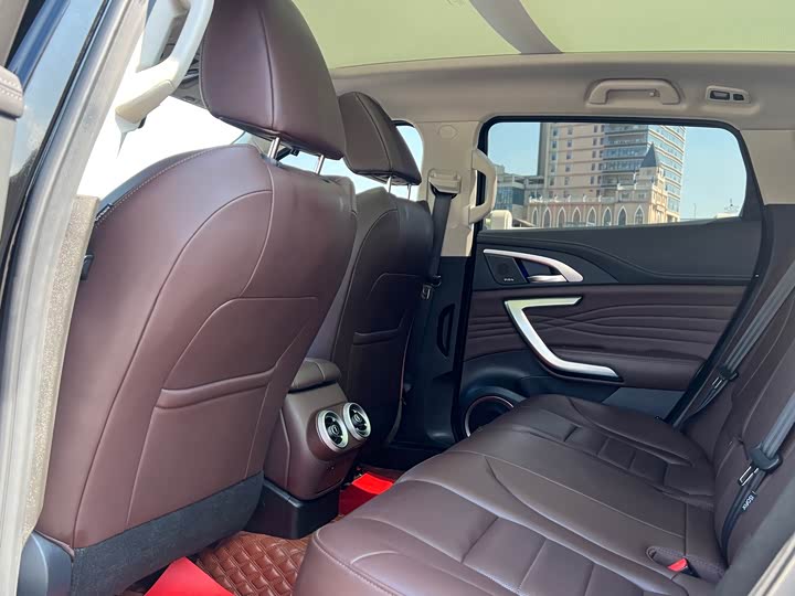 Фото 10 - Wey VV7 Hybrid