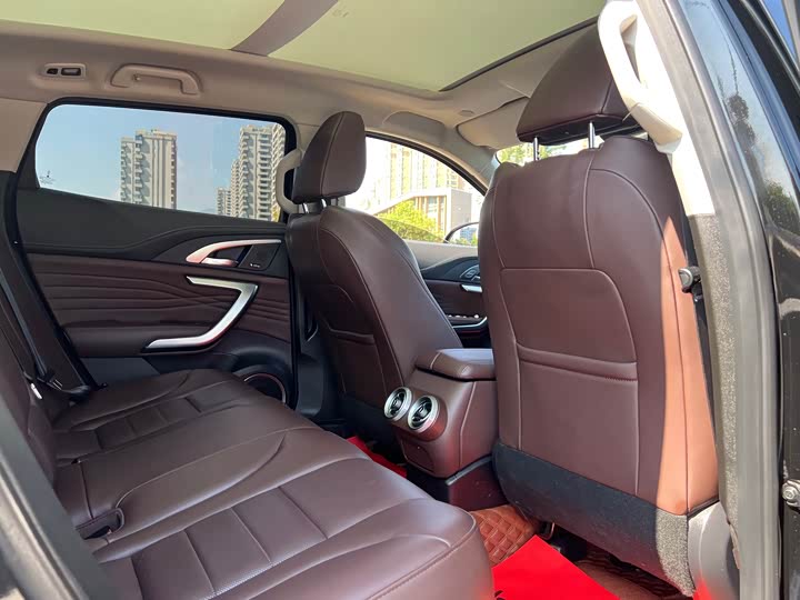 Фото 7 - Wey VV7 Hybrid