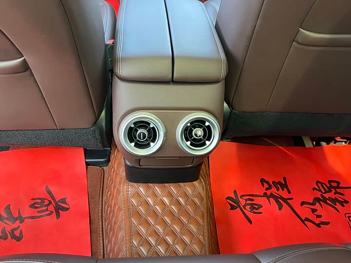 Фото 8 - Wey VV7 Hybrid