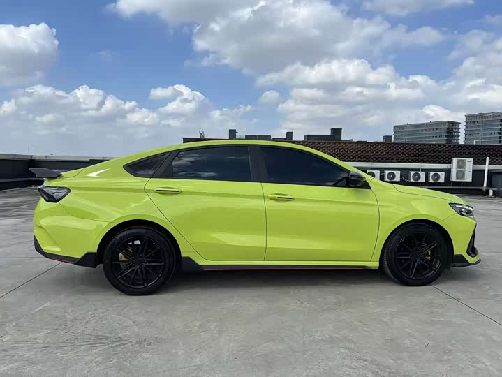 Фото 7 - Geely Binrui