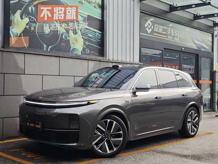 Фото 1 - LiXiang L7