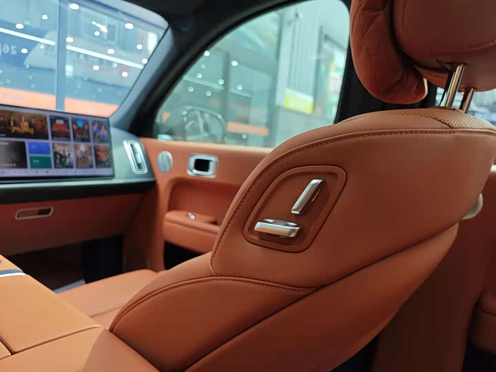 Фото 12 - LiXiang L7