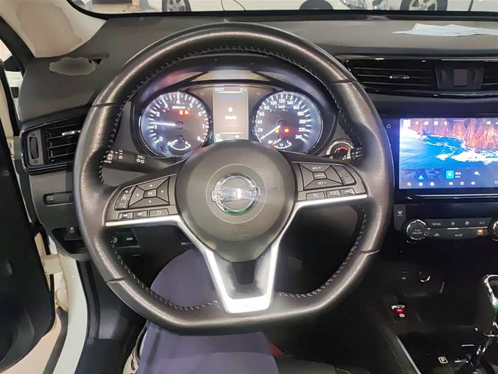 Фото 11 - Nissan X-Trail