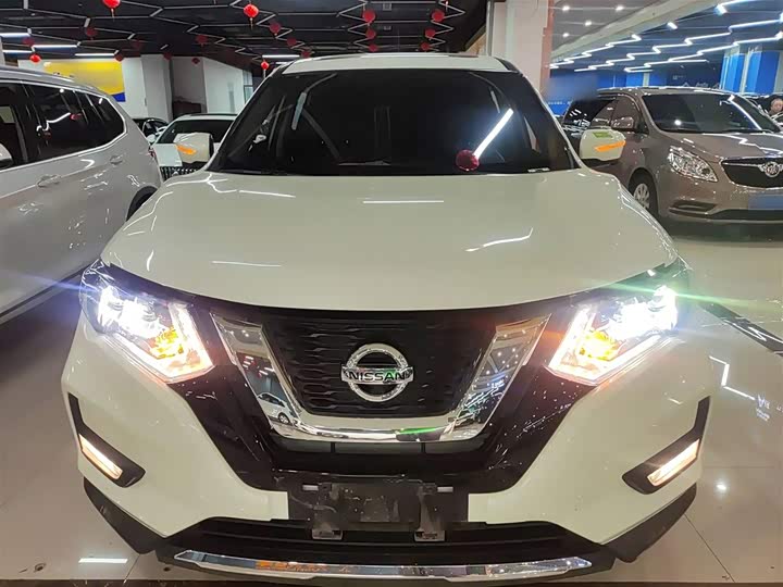 Фото 3 - Nissan X-Trail