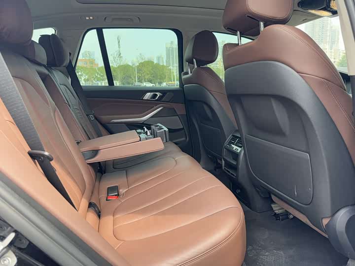 Фото 15 - BMW X5