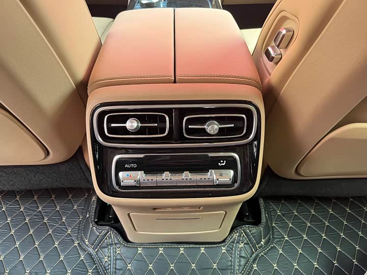 Фото 9 - BAIC Beijing BJ60 Hybrid