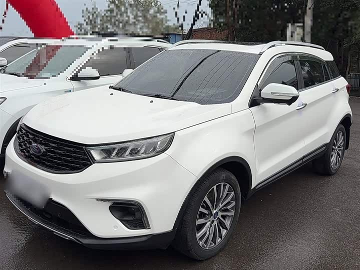 Фото 2 - Ford Territory