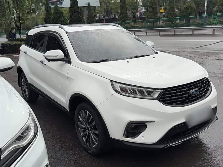 Фото 9 - Ford Territory