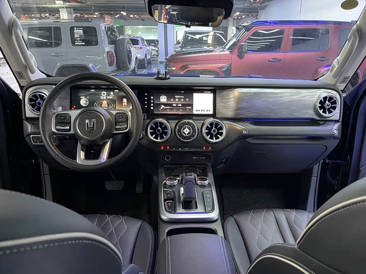 Фото 10 - Tank 300