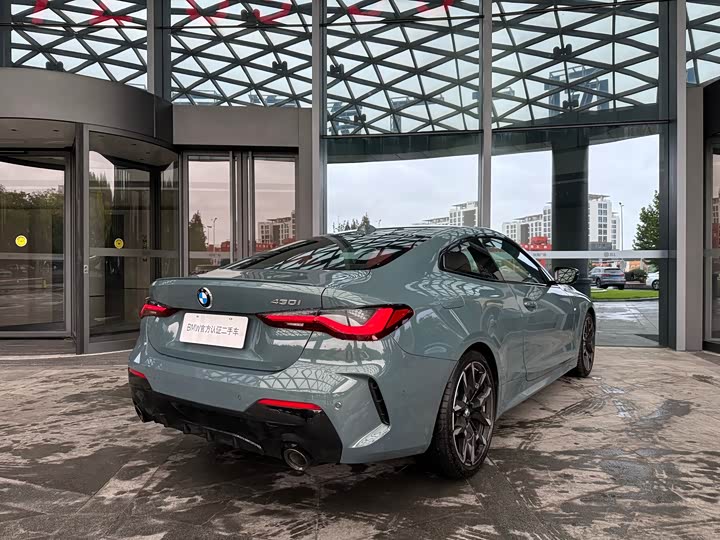 Фото 4 - BMW 4 Series