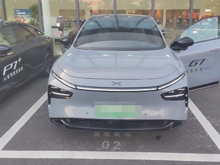 Фото 2 - XPeng G7