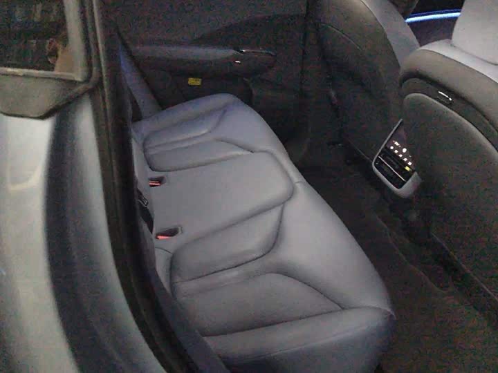 Фото 6 - XPeng G7