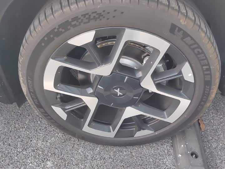 Фото 9 - XPeng G7