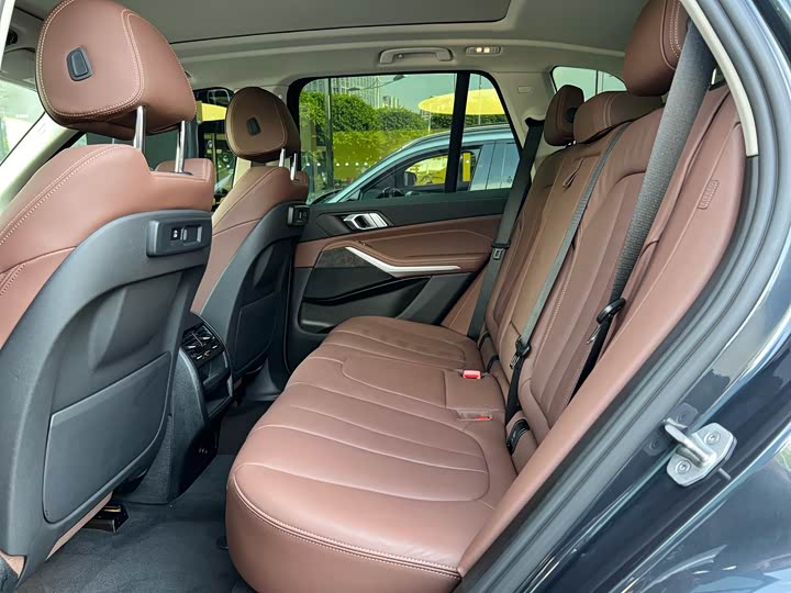 Фото 20 - BMW X5