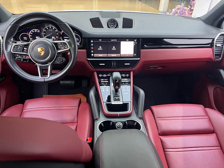 Фото 2 - Porsche Cayenne Hybrid