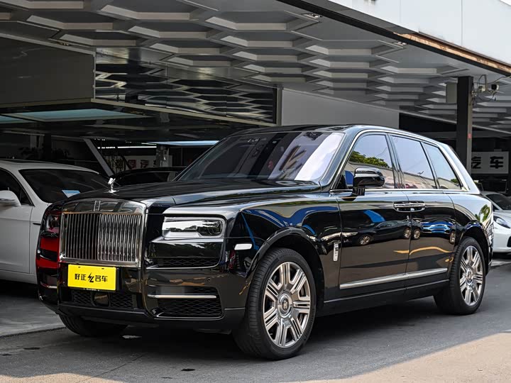 Фото 1 - Rolls-Royce Cullinan