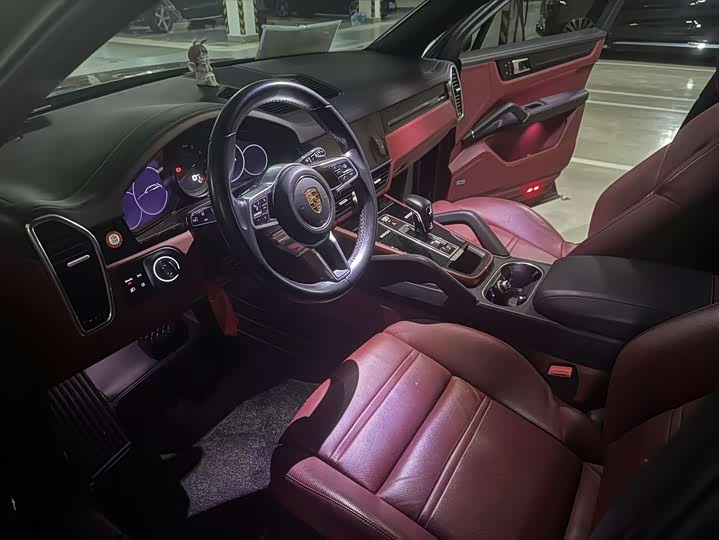Фото 4 - Porsche Cayenne