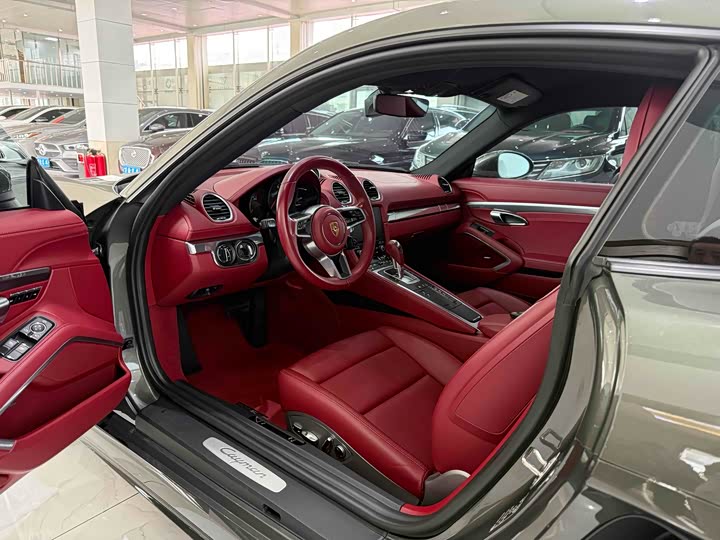 Фото 6 - Porsche 718