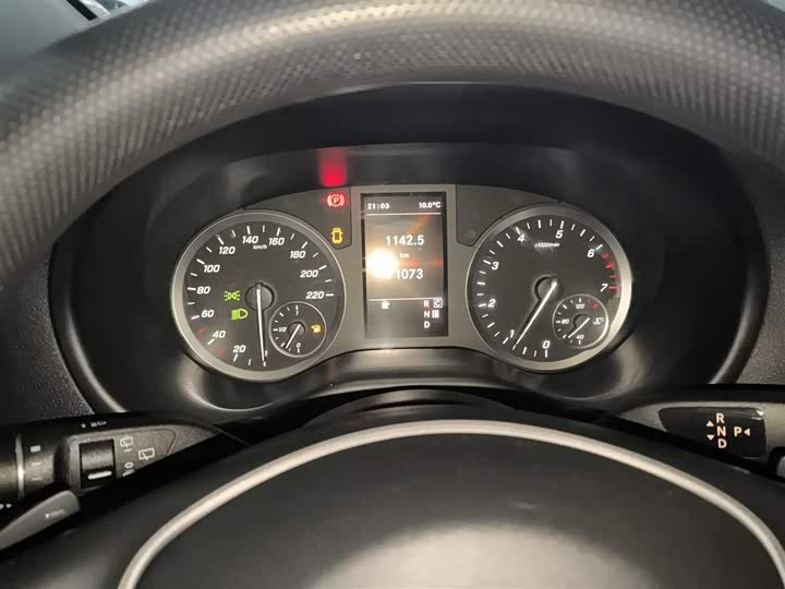 Фото 12 - Mercedes-Benz Vito