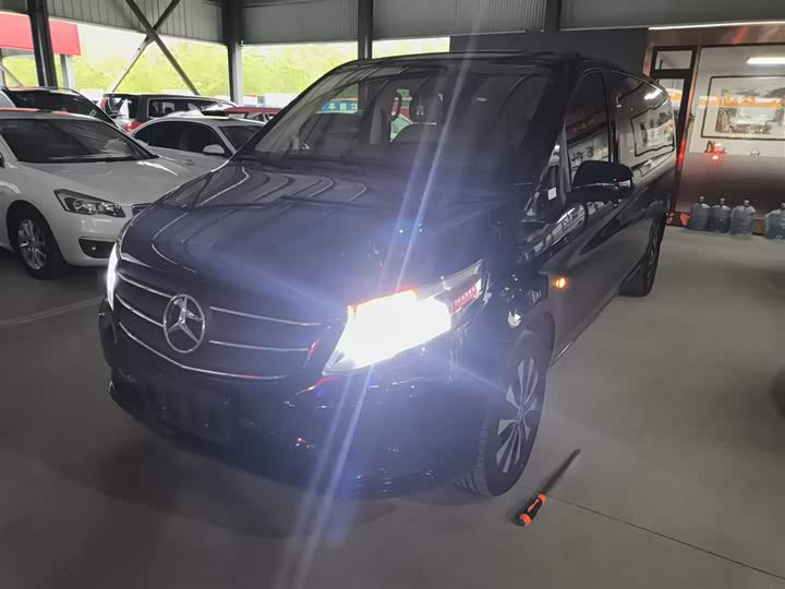 Фото 2 - Mercedes-Benz Vito